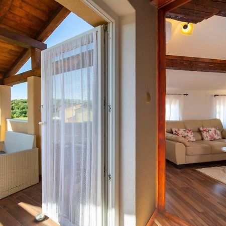 Apartman Viki Stinjan بولا المظهر الخارجي الصورة