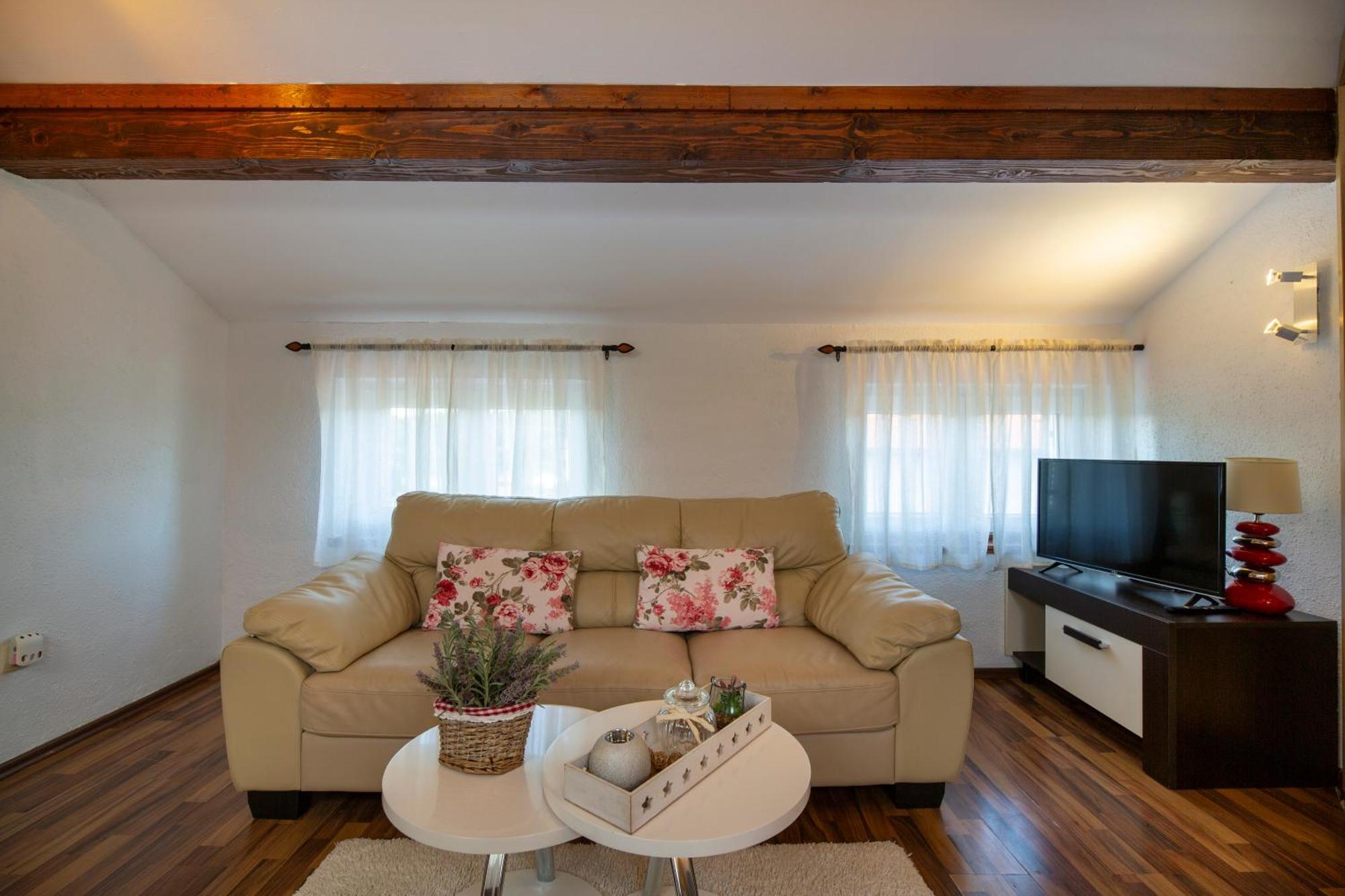 Apartman Viki Stinjan بولا المظهر الخارجي الصورة