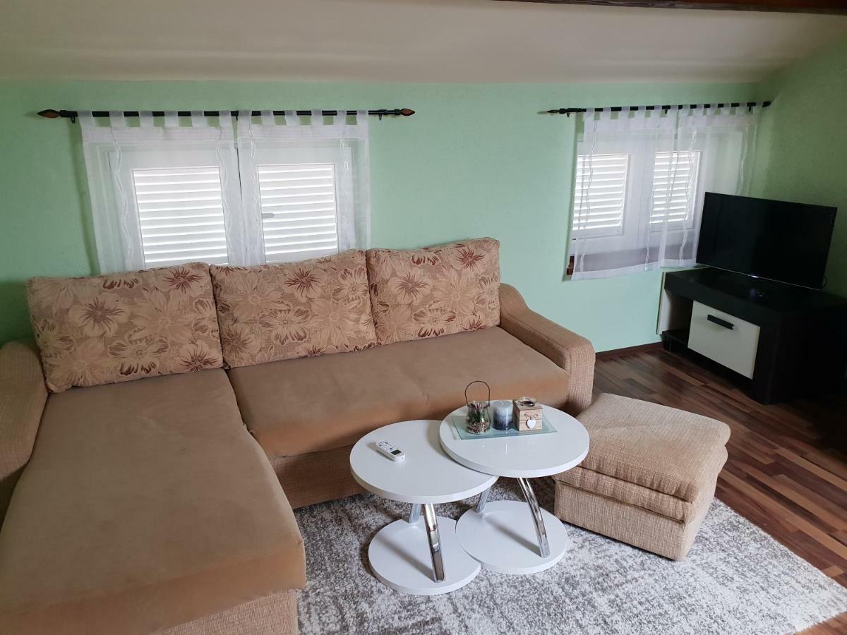 Apartman Viki Stinjan بولا المظهر الخارجي الصورة